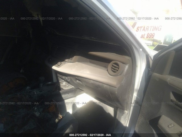 Photo 4 VIN: 2T3WFREV0DW071427 - TOYOTA RAV4 