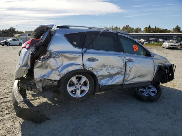 Photo 2 VIN: 2T3WFREV0EW111457 - TOYOTA RAV4 XLE 