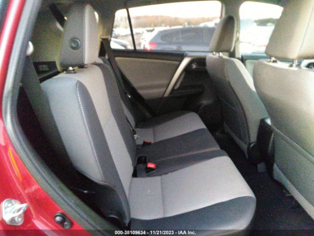 Photo 7 VIN: 2T3WFREV0EW117954 - TOYOTA RAV4 