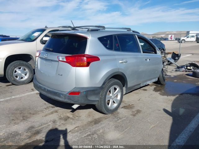 Photo 3 VIN: 2T3WFREV0EW123463 - TOYOTA RAV4 