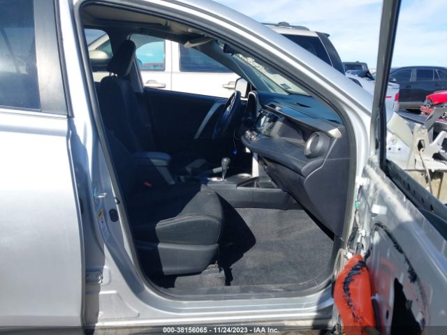 Photo 4 VIN: 2T3WFREV0EW123463 - TOYOTA RAV4 