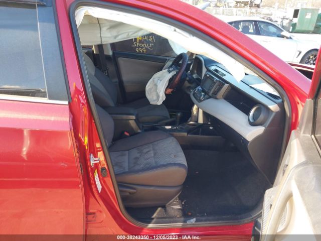 Photo 4 VIN: 2T3WFREV0FW131449 - TOYOTA RAV4 