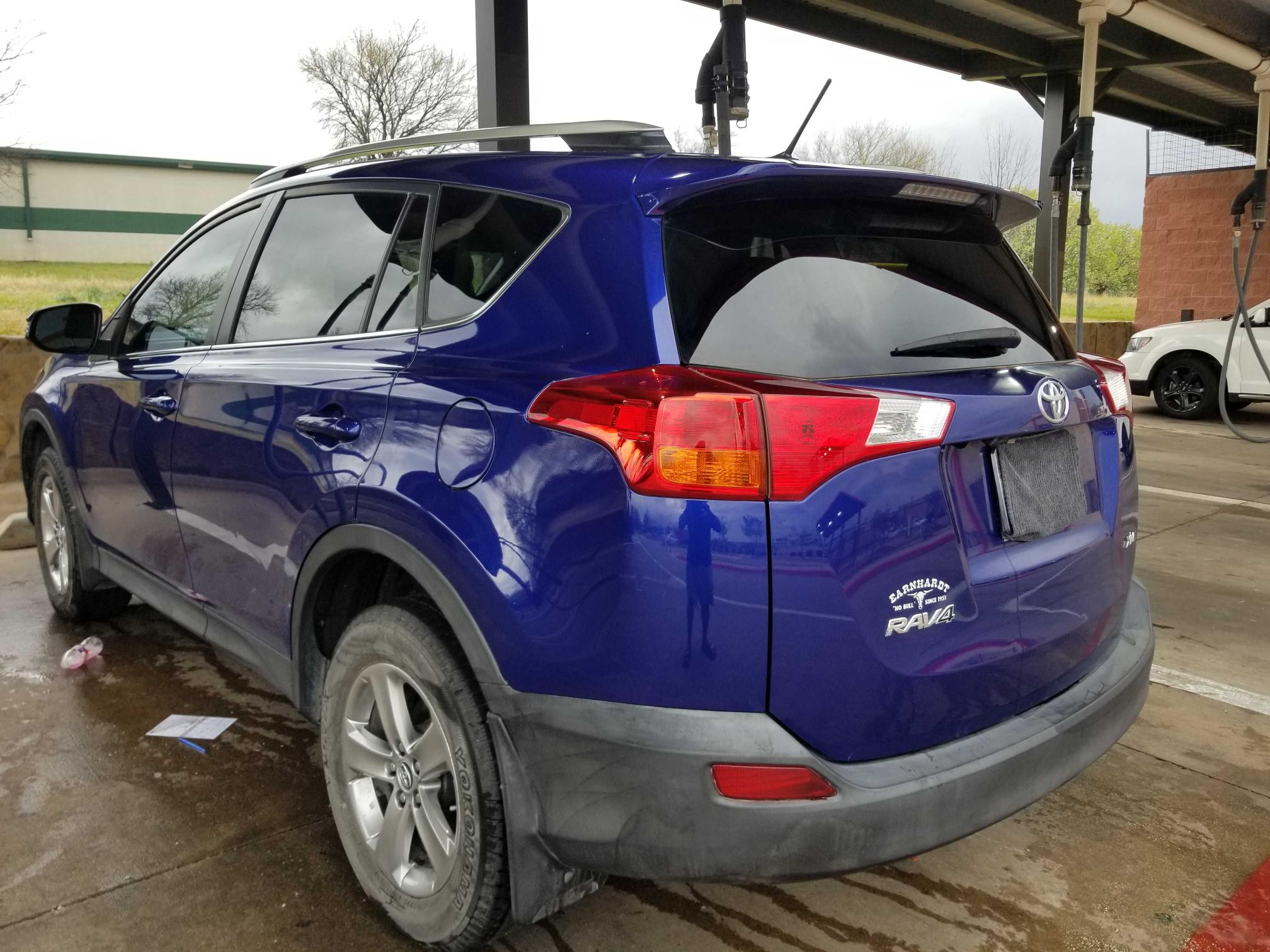 Photo 2 VIN: 2T3WFREV0FW156934 - TOYOTA RAV4 XLE 