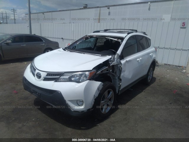 Photo 1 VIN: 2T3WFREV0FW158215 - TOYOTA RAV4 