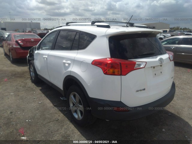 Photo 2 VIN: 2T3WFREV0FW158215 - TOYOTA RAV4 