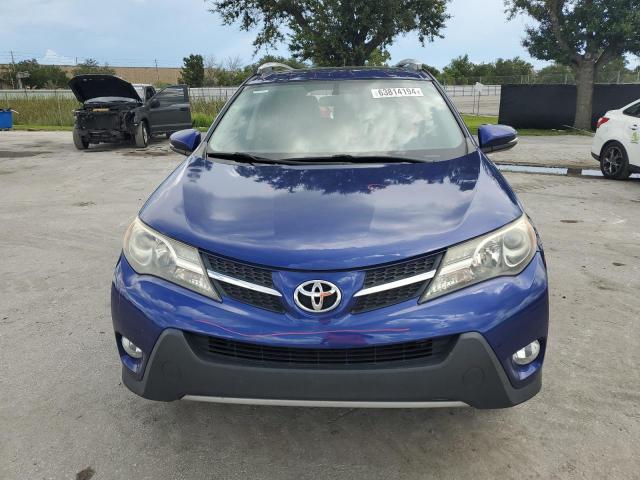 Photo 4 VIN: 2T3WFREV0FW172826 - TOYOTA RAV4 XLE 