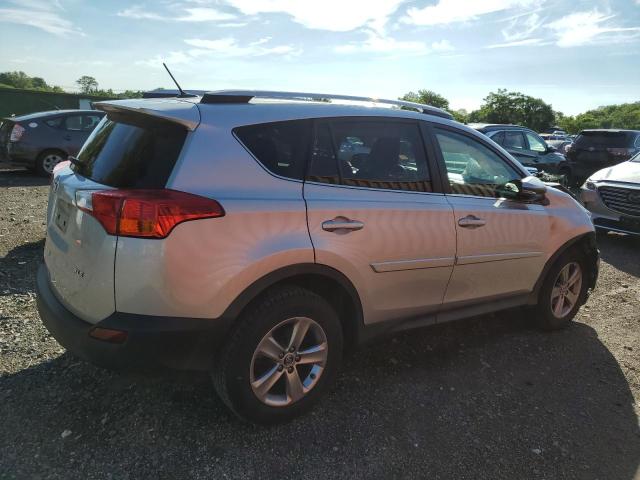 Photo 2 VIN: 2T3WFREV0FW208580 - TOYOTA RAV4 XLE 