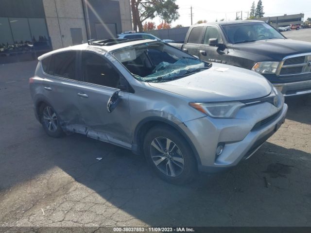 Photo 0 VIN: 2T3WFREV0JW424762 - TOYOTA RAV4 