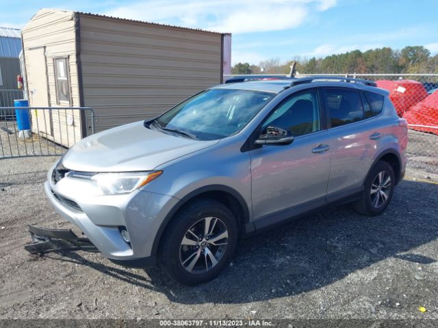 Photo 1 VIN: 2T3WFREV0JW446714 - TOYOTA RAV4 