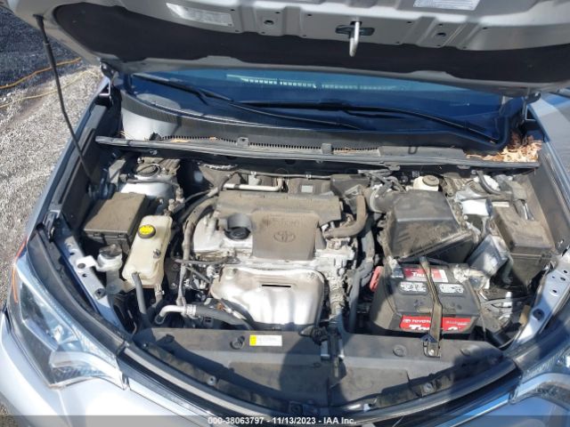 Photo 9 VIN: 2T3WFREV0JW446714 - TOYOTA RAV4 