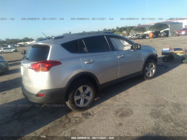 Photo 3 VIN: 2T3WFREV1DW052028 - TOYOTA RAV4 