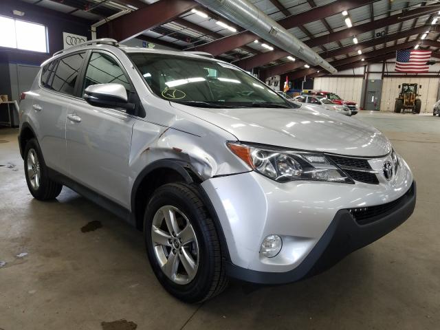 Photo 0 VIN: 2T3WFREV1FW137213 - TOYOTA RAV4 XLE 