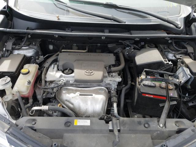 Photo 6 VIN: 2T3WFREV1GW269275 - TOYOTA RAV4 XLE 