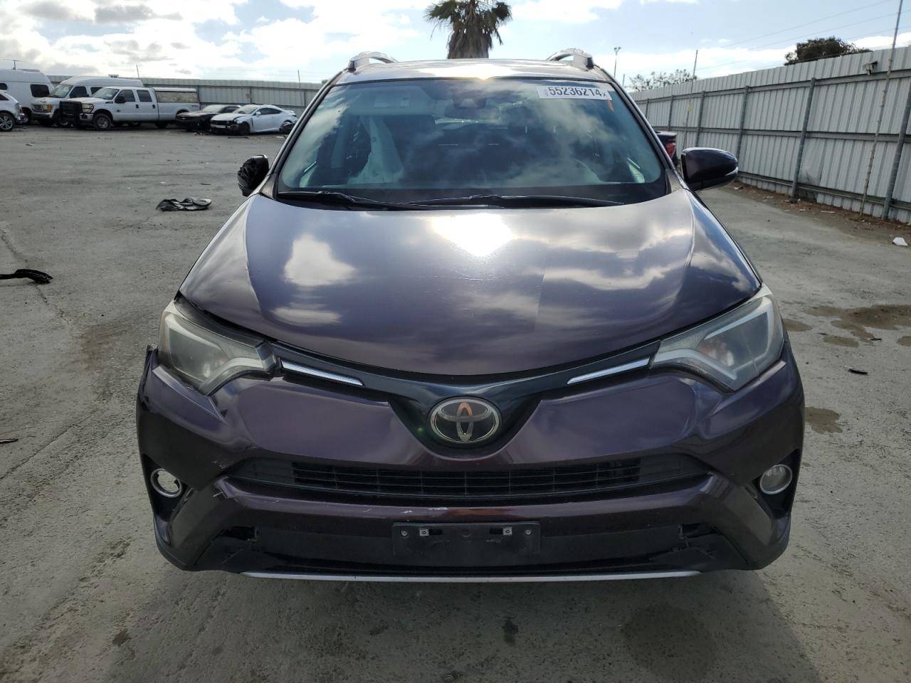 Photo 4 VIN: 2T3WFREV1HW370608 - TOYOTA RAV 4 