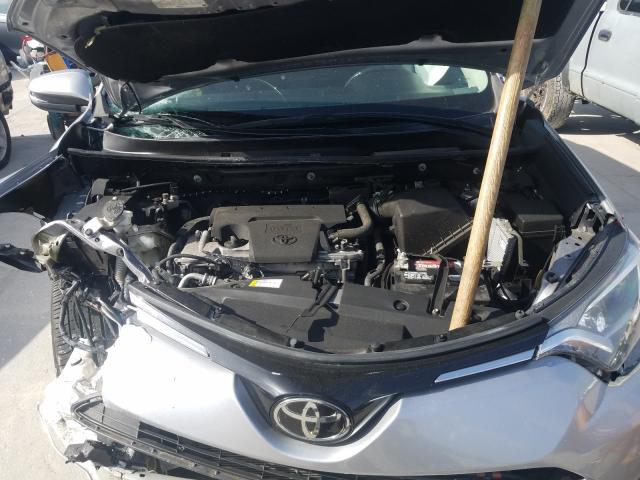 Photo 6 VIN: 2T3WFREV1HW378594 - TOYOTA RAV4 XLE 