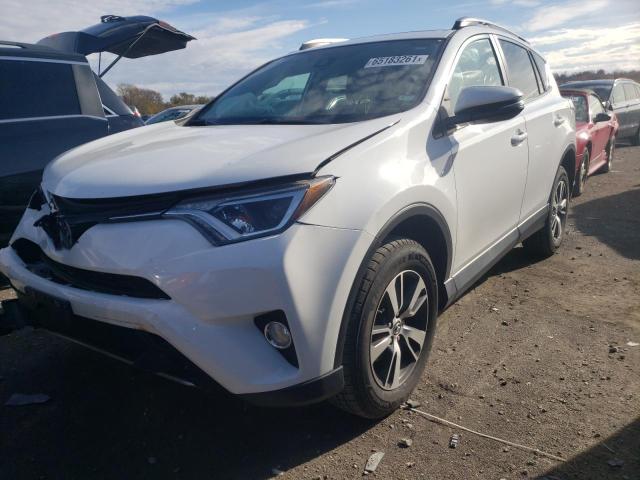 Photo 1 VIN: 2T3WFREV1HW387277 - TOYOTA RAV4 XLE 