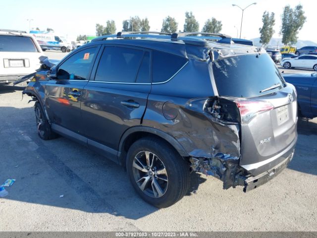 Photo 2 VIN: 2T3WFREV1JW439772 - TOYOTA RAV4 