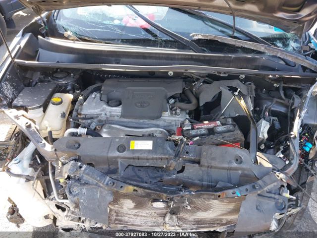 Photo 9 VIN: 2T3WFREV1JW439772 - TOYOTA RAV4 