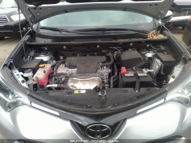 Photo 9 VIN: 2T3WFREV1JW470889 - TOYOTA RAV4 