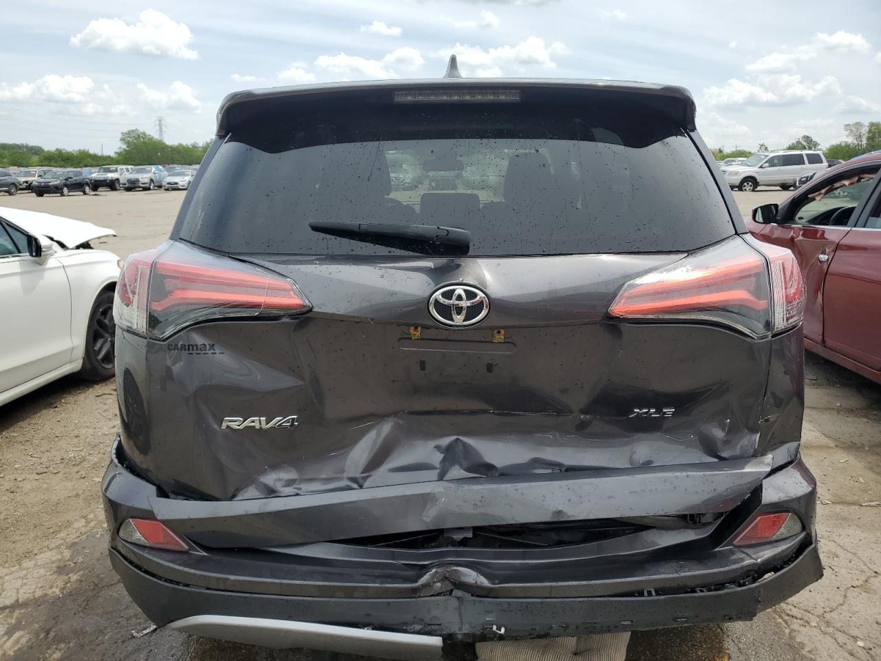 Photo 5 VIN: 2T3WFREV1JW474747 - TOYOTA RAV 4 