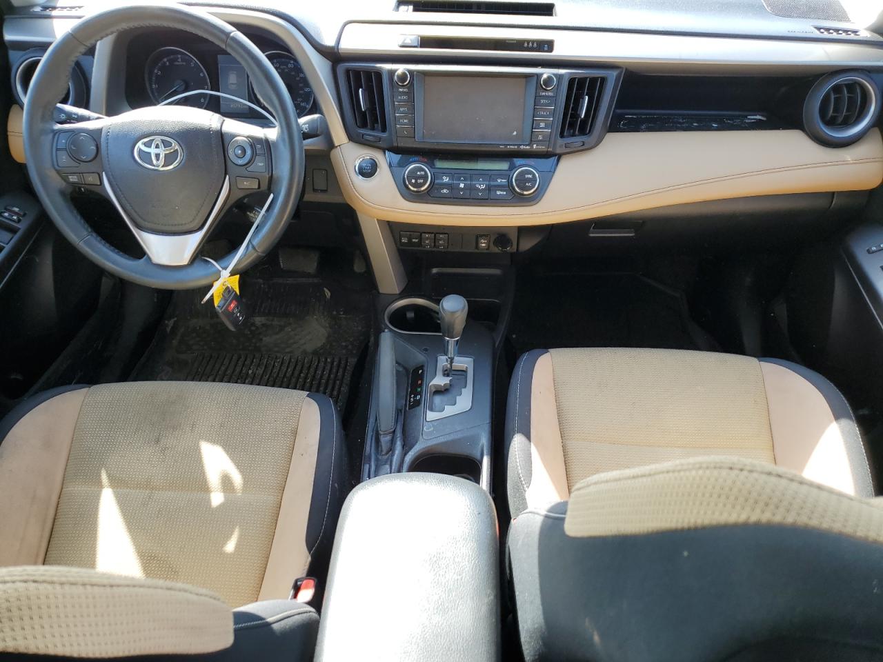 Photo 7 VIN: 2T3WFREV1JW485358 - TOYOTA RAV 4 