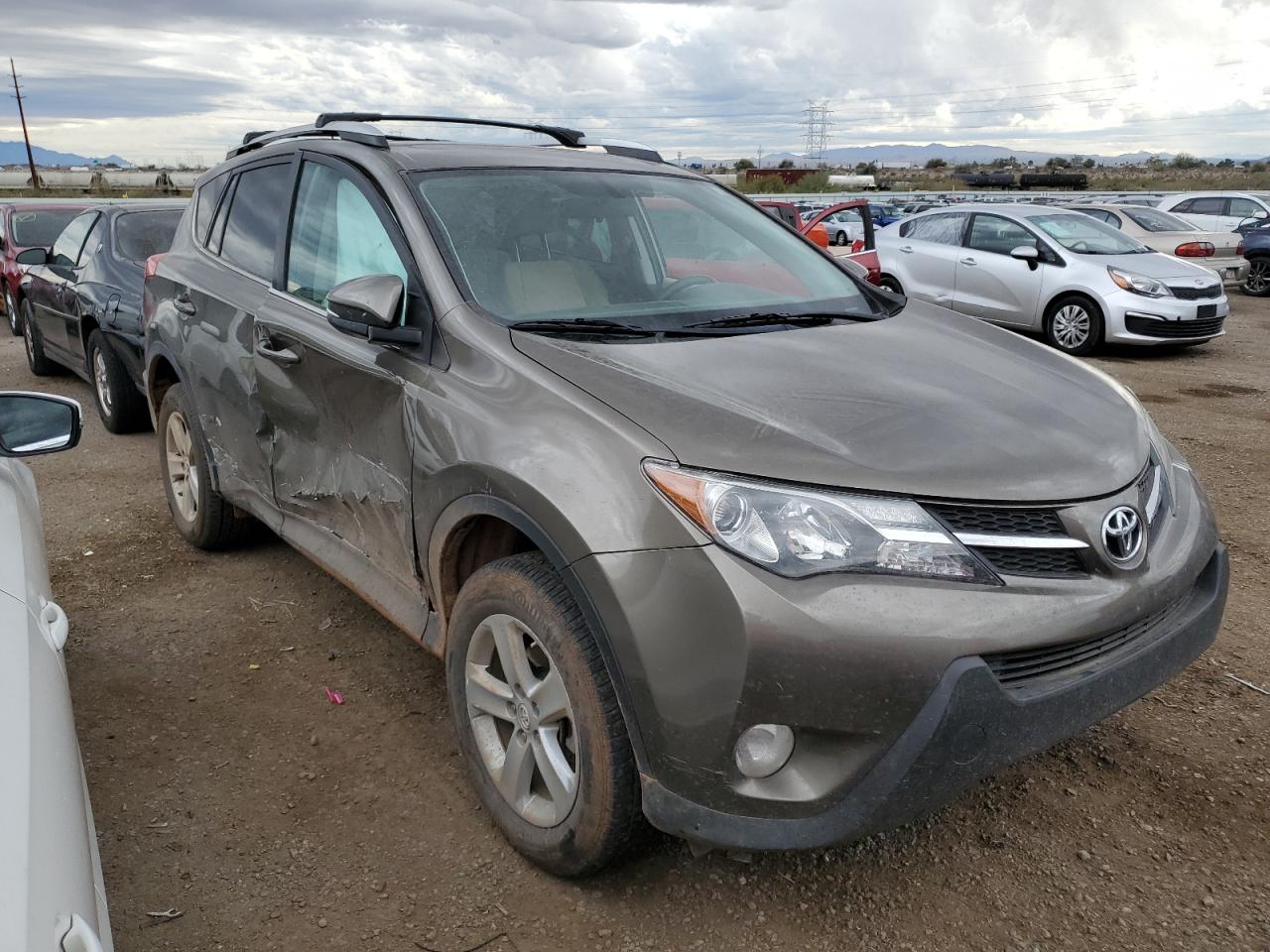 Photo 3 VIN: 2T3WFREV2DW052099 - TOYOTA RAV 4 