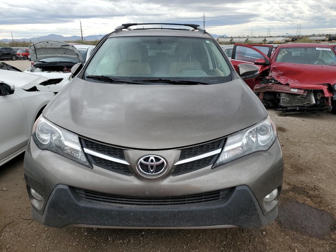 Photo 4 VIN: 2T3WFREV2DW052099 - TOYOTA RAV 4 