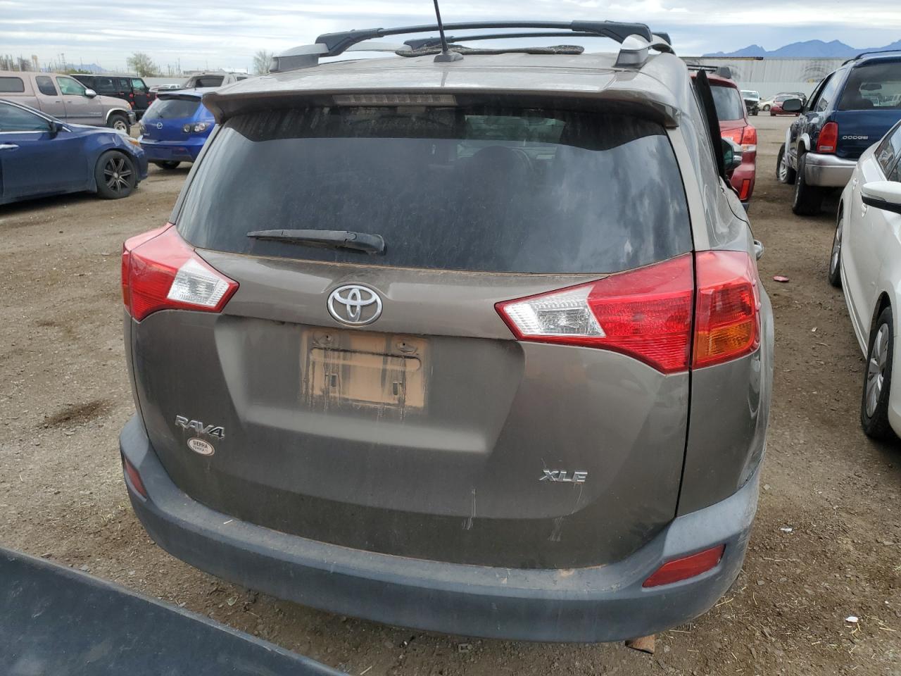 Photo 5 VIN: 2T3WFREV2DW052099 - TOYOTA RAV 4 