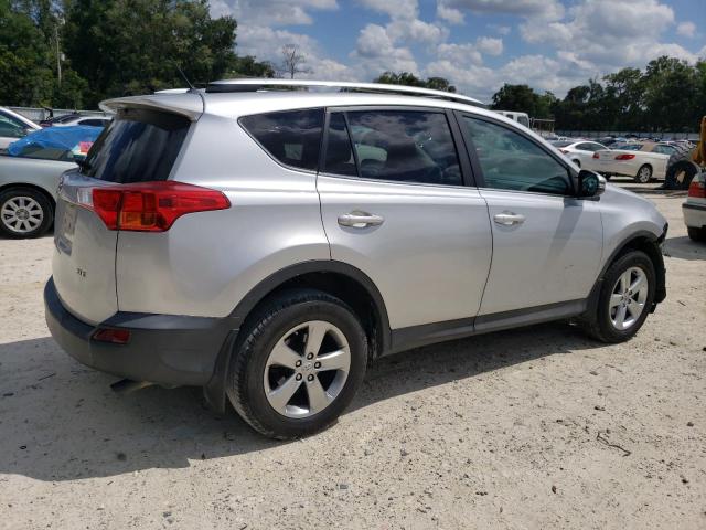 Photo 2 VIN: 2T3WFREV2DW054399 - TOYOTA RAV4 XLE 