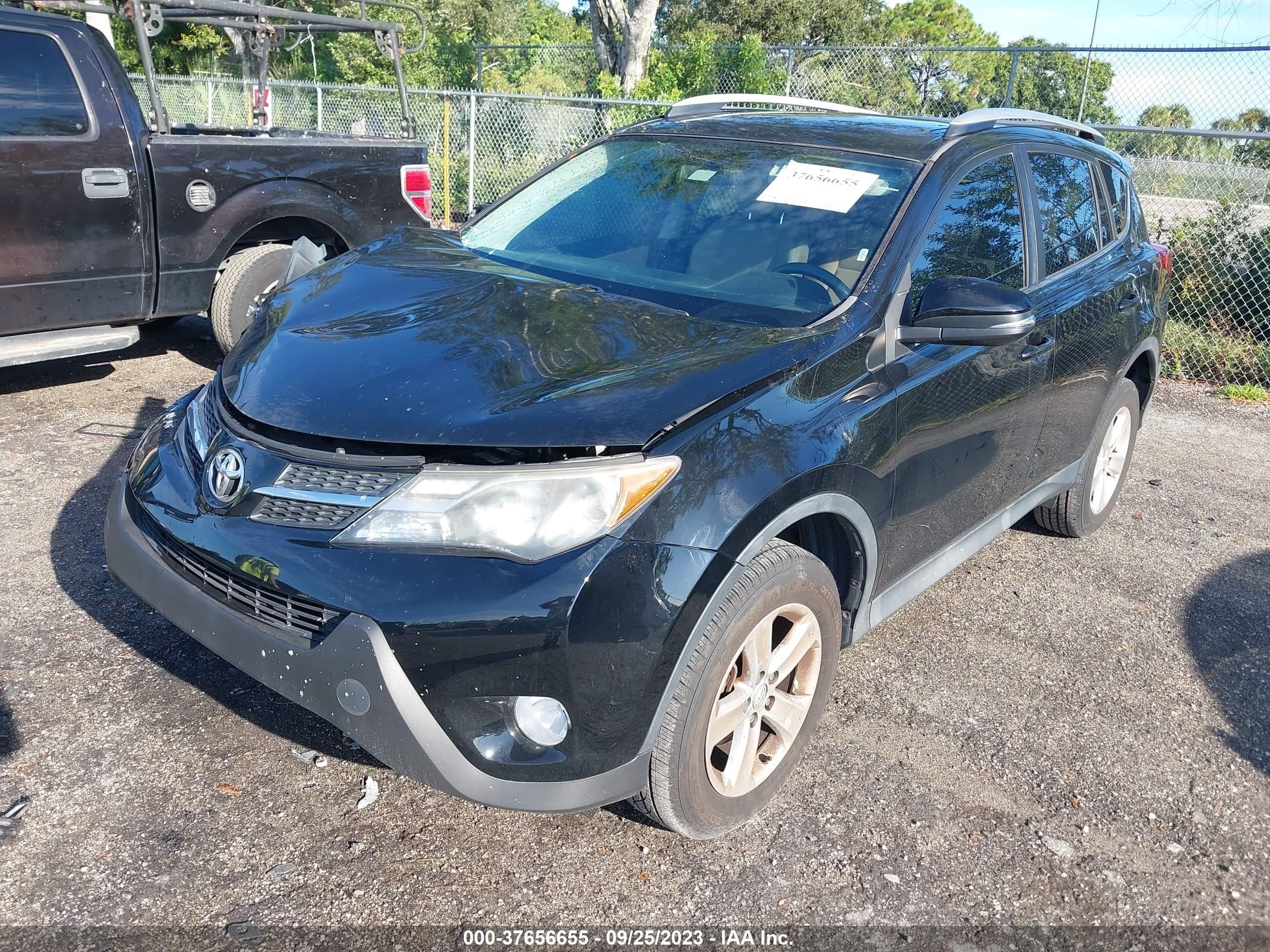 Photo 1 VIN: 2T3WFREV2EW087954 - TOYOTA RAV 4 