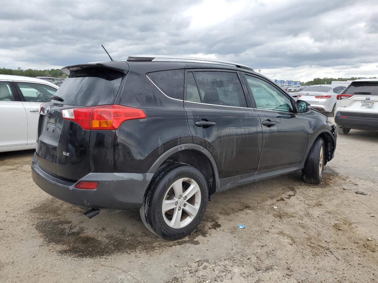 Photo 2 VIN: 2T3WFREV2EW113999 - TOYOTA RAV 4 