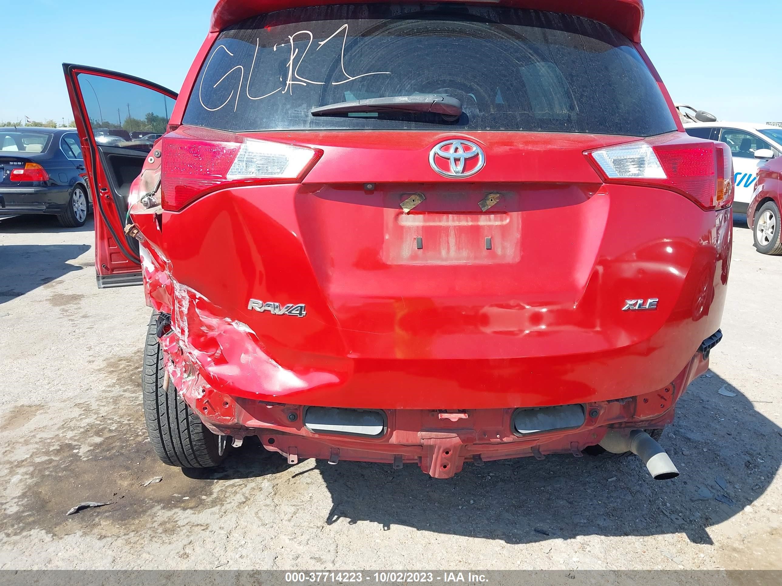 Photo 5 VIN: 2T3WFREV2FW213456 - TOYOTA RAV 4 