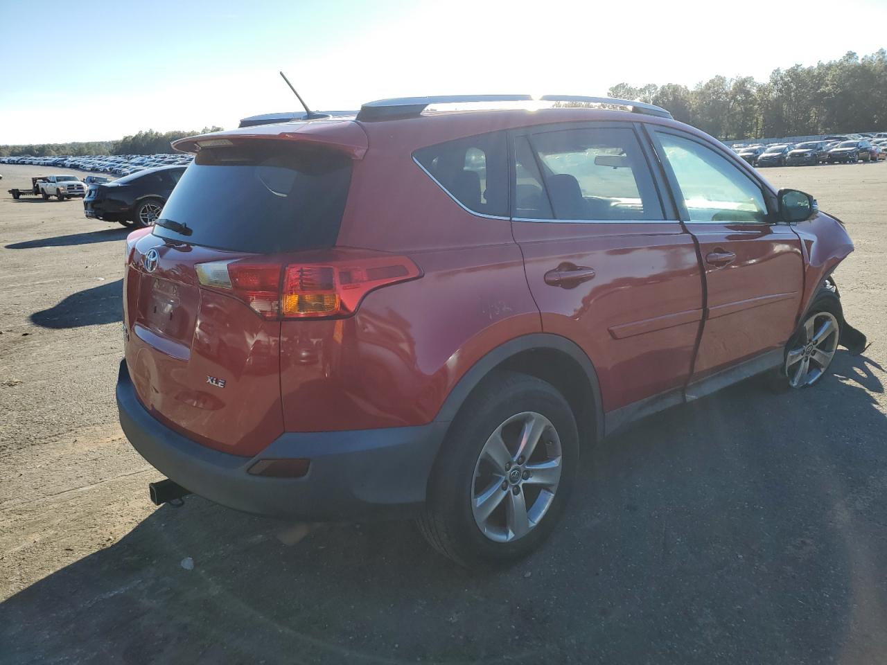 Photo 2 VIN: 2T3WFREV2FW224179 - TOYOTA RAV 4 