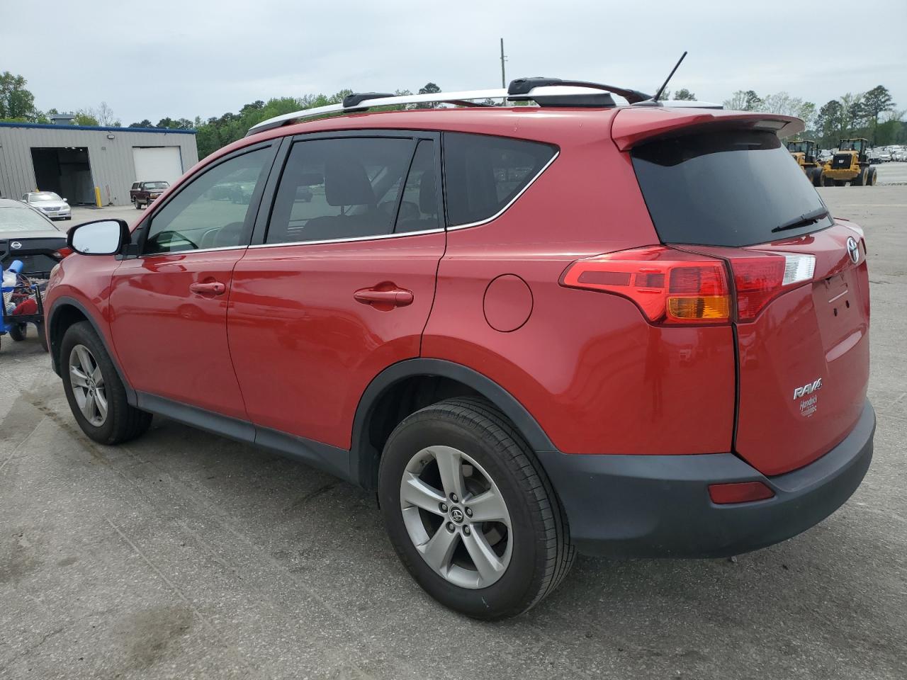 Photo 1 VIN: 2T3WFREV2FW229009 - TOYOTA RAV 4 