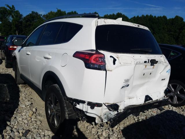 Photo 2 VIN: 2T3WFREV2HW358029 - TOYOTA RAV4 XLE 