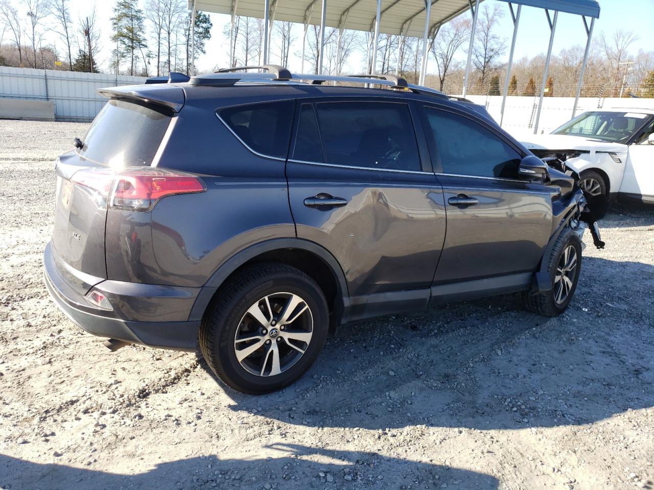 Photo 2 VIN: 2T3WFREV2JW418624 - TOYOTA RAV 4 