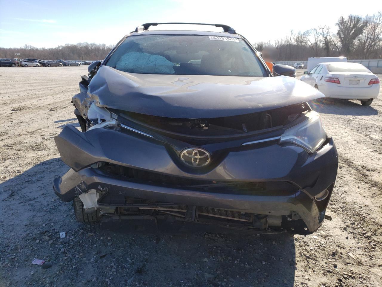 Photo 4 VIN: 2T3WFREV2JW418624 - TOYOTA RAV 4 