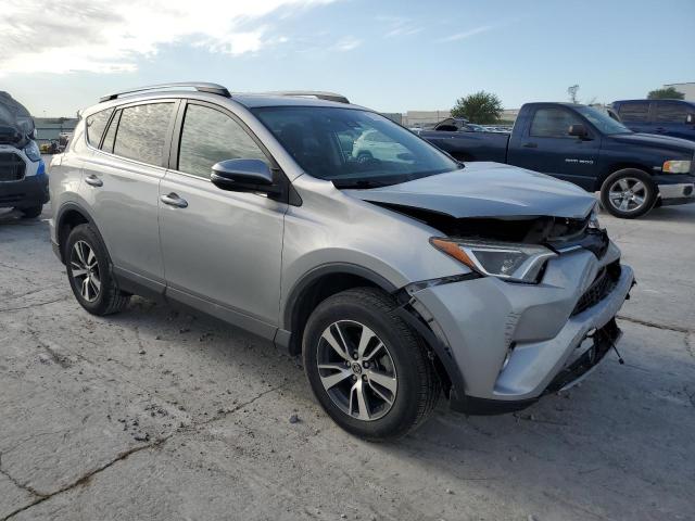 Photo 3 VIN: 2T3WFREV2JW497924 - TOYOTA RAV4 