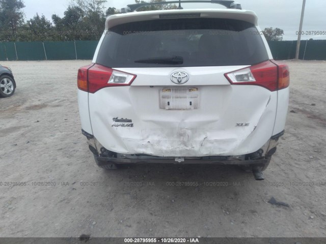 Photo 5 VIN: 2T3WFREV3FW138055 - TOYOTA RAV4 