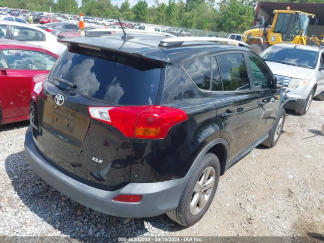 Photo 3 VIN: 2T3WFREV3FW143028 - TOYOTA RAV4 