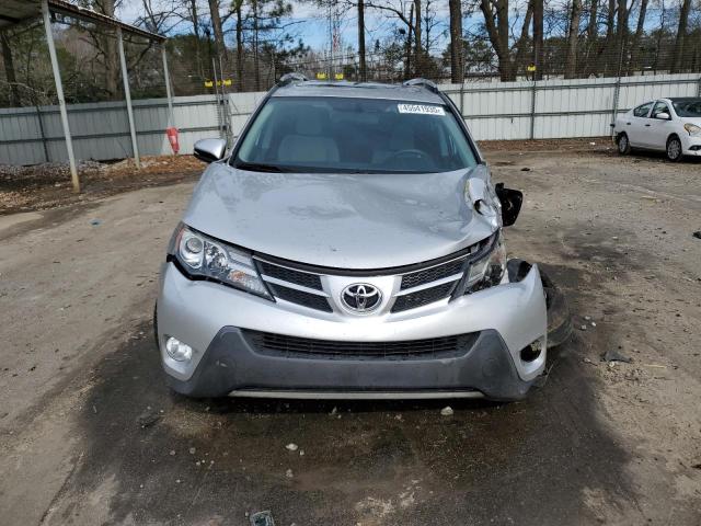 Photo 4 VIN: 2T3WFREV3FW174683 - TOYOTA RAV4 XLE 