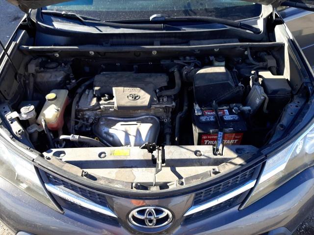 Photo 10 VIN: 2T3WFREV3FW186932 - TOYOTA RAV4 XLE 