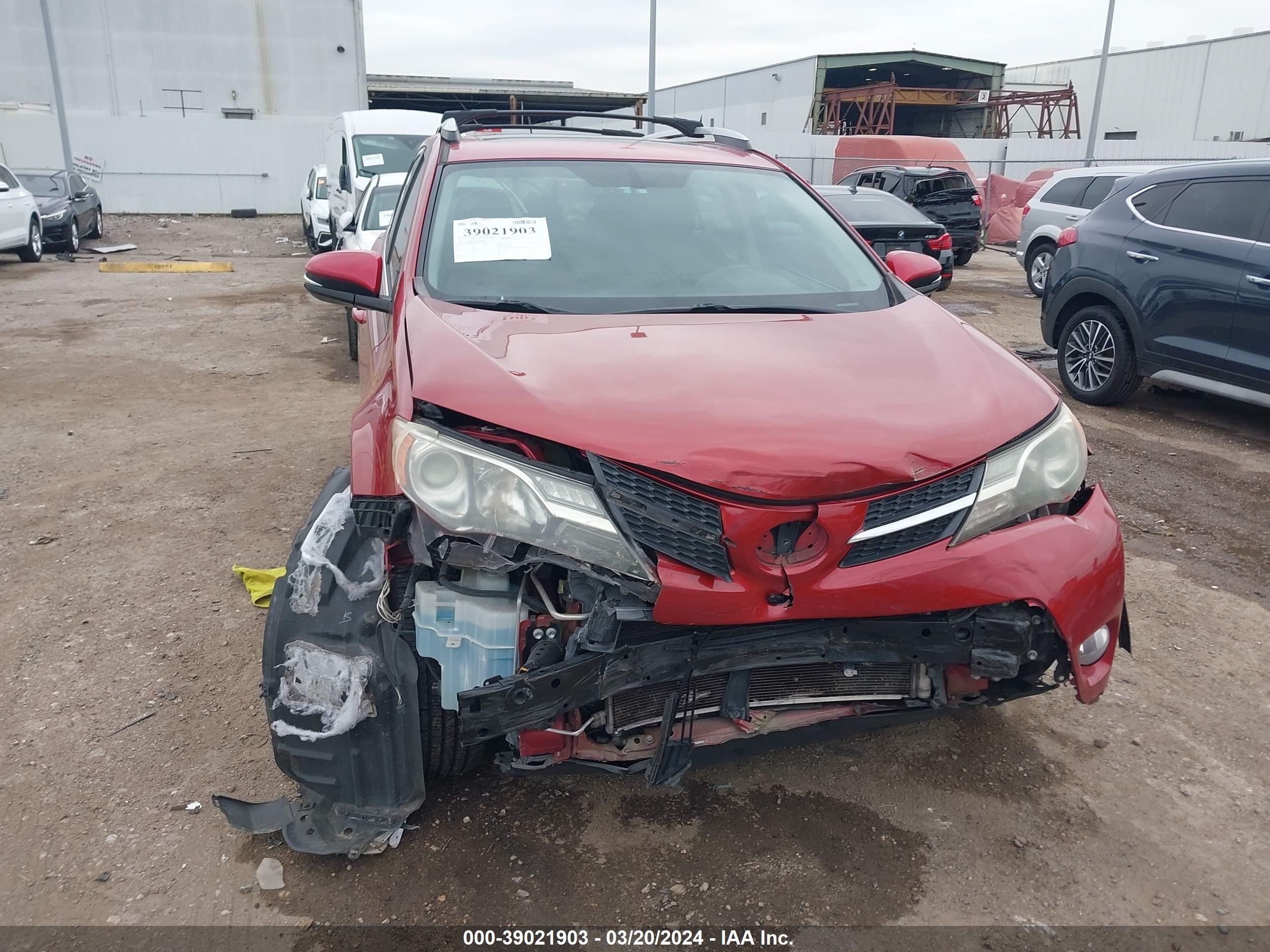 Photo 11 VIN: 2T3WFREV3FW223915 - TOYOTA RAV 4 