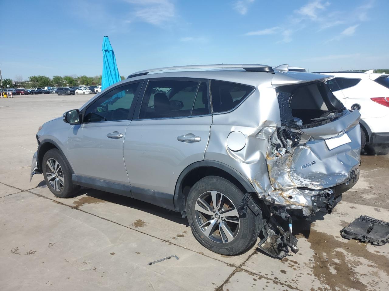 Photo 1 VIN: 2T3WFREV3GW263820 - TOYOTA RAV 4 