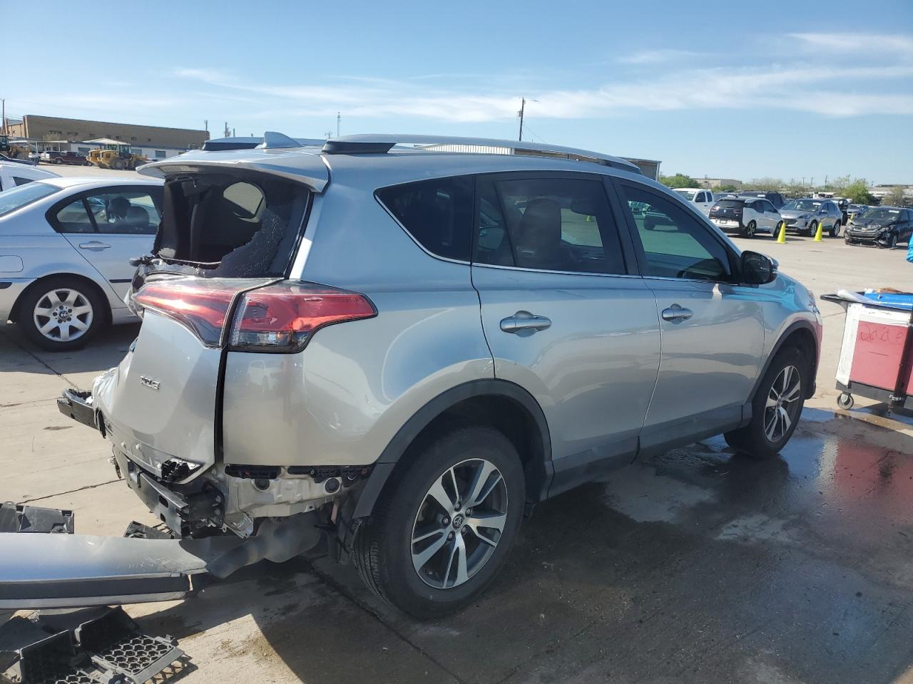 Photo 2 VIN: 2T3WFREV3GW263820 - TOYOTA RAV 4 