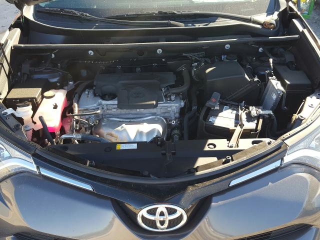 Photo 6 VIN: 2T3WFREV3GW274428 - TOYOTA RAV4 XLE 