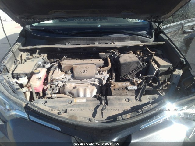 Photo 9 VIN: 2T3WFREV3HW328702 - TOYOTA RAV4 