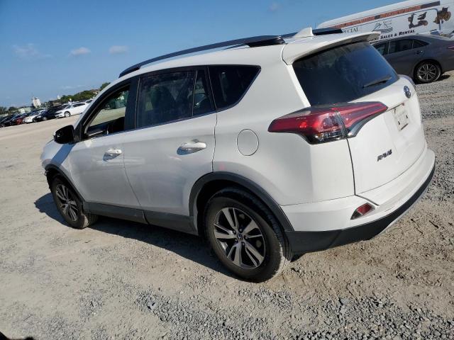 Photo 1 VIN: 2T3WFREV3HW331065 - TOYOTA RAV4 