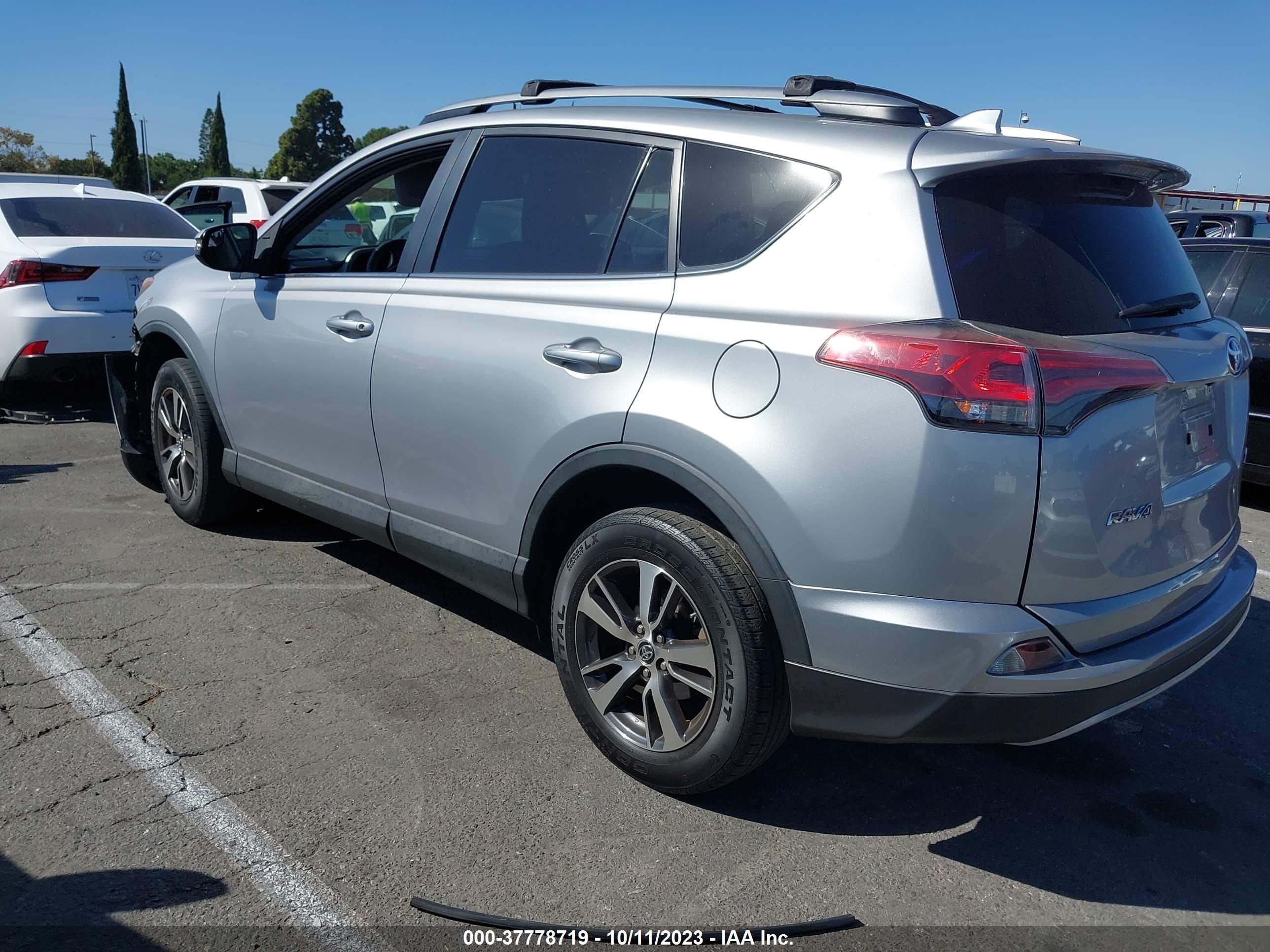 Photo 2 VIN: 2T3WFREV3HW331292 - TOYOTA RAV 4 