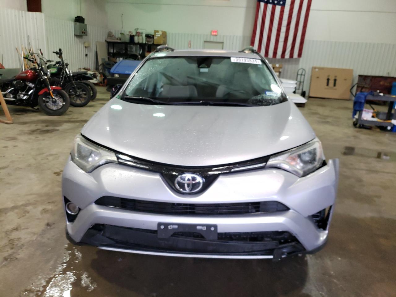 Photo 4 VIN: 2T3WFREV3HW355074 - TOYOTA RAV 4 